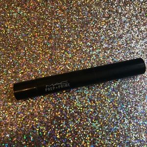 MAC Cosmetics Makeup - Mac highlight MAC Cosmetics Makeup - Mac highlight